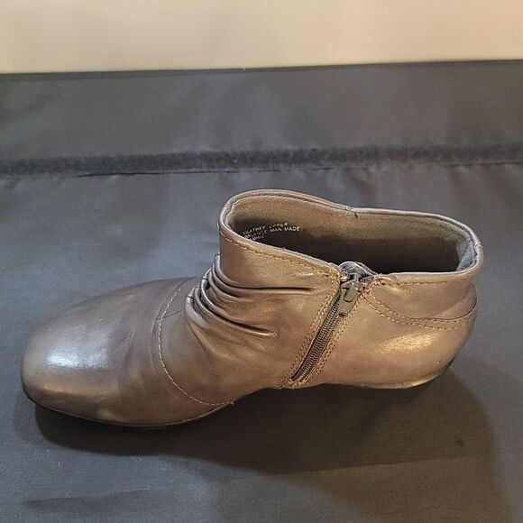 EARTH ORIGIN SIDE ZIPPER CLOSURE WOMEN'S ANKLE BOOTIES - Picture 12 of 15